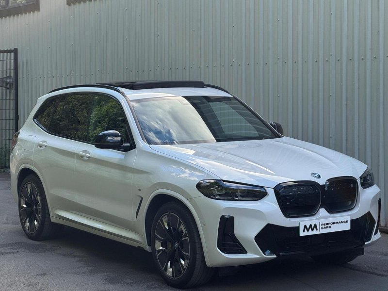 BMW IX3